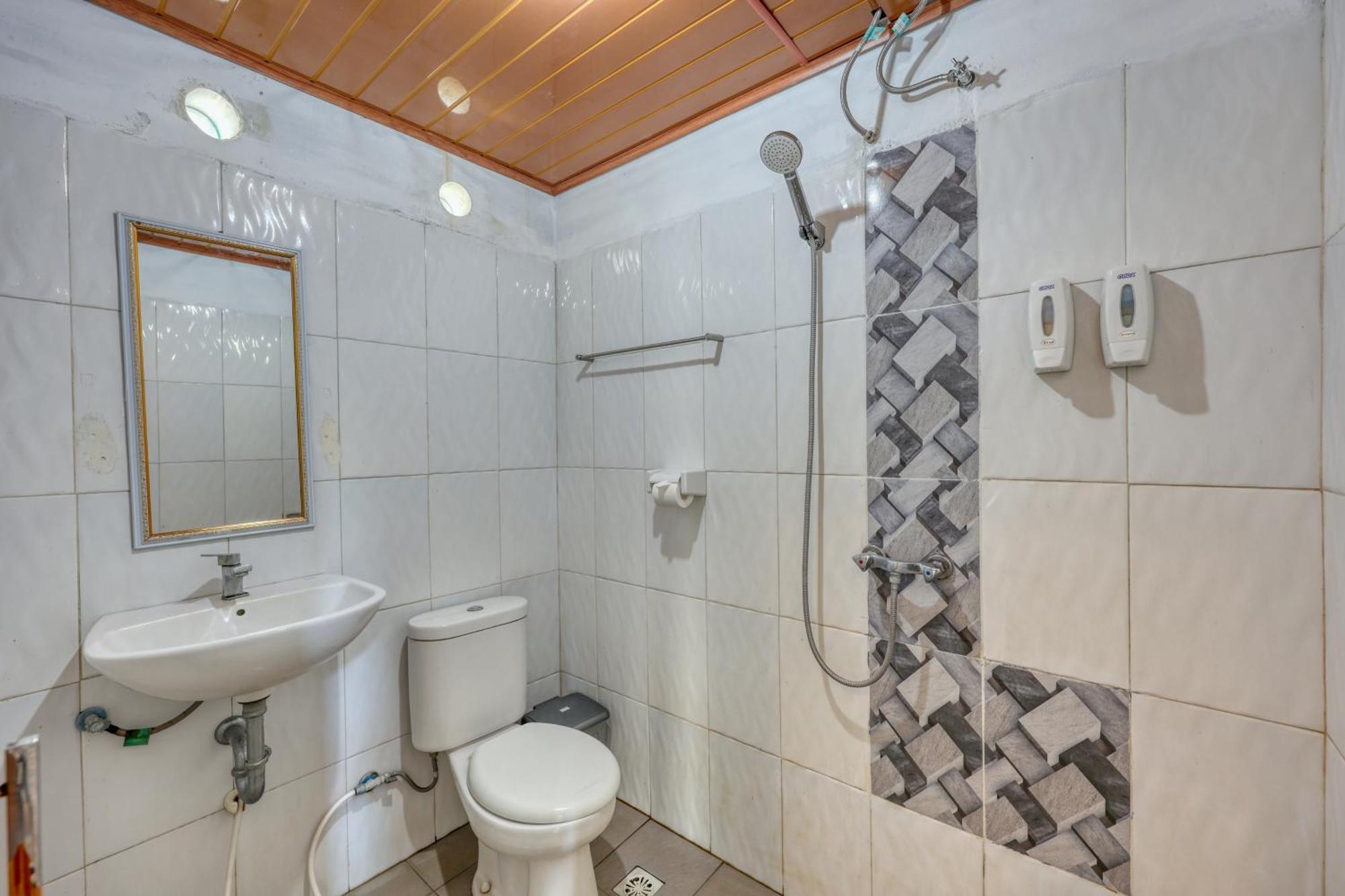 Kira Cottages Sakti Exterior photo